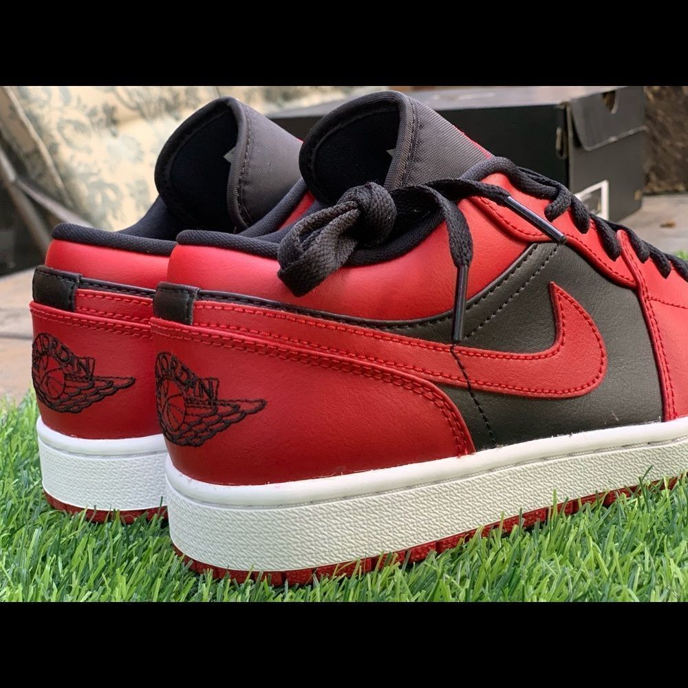 Jordan 1 reverse bred - Picture 3 of 7